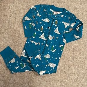 Hanna Andersson baby zip sleeper